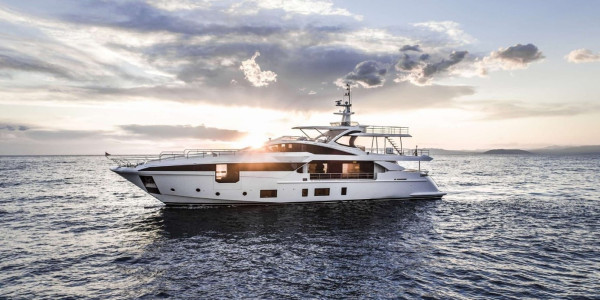 AZIMUT YACHTS GRANDE 35 METRI MISS M