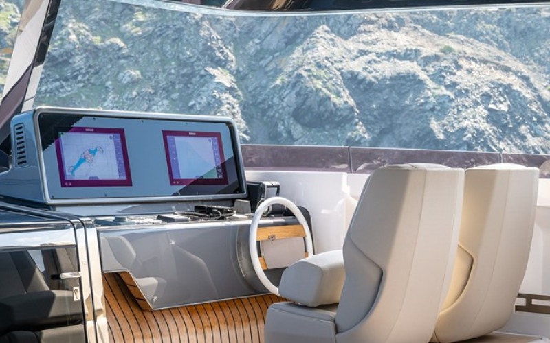 FERRETTI YACHTS 1000 FREYA