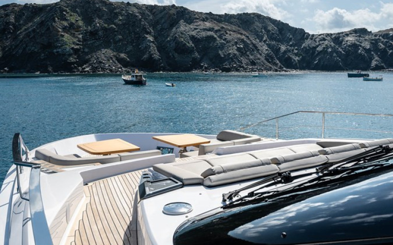 FERRETTI YACHTS 1000 FREYA