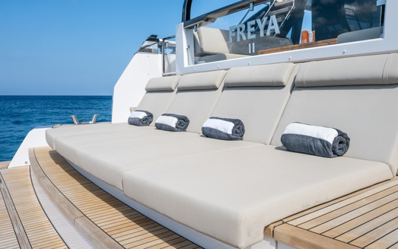 FERRETTI YACHTS 1000 FREYA
