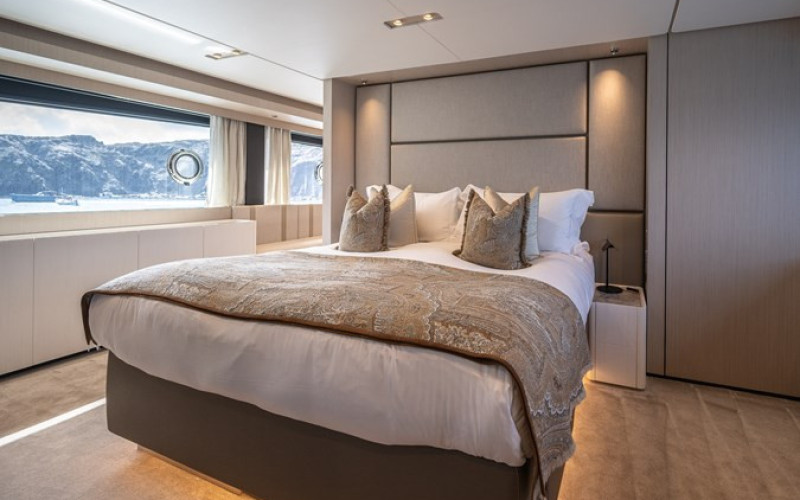 FERRETTI YACHTS 1000 FREYA