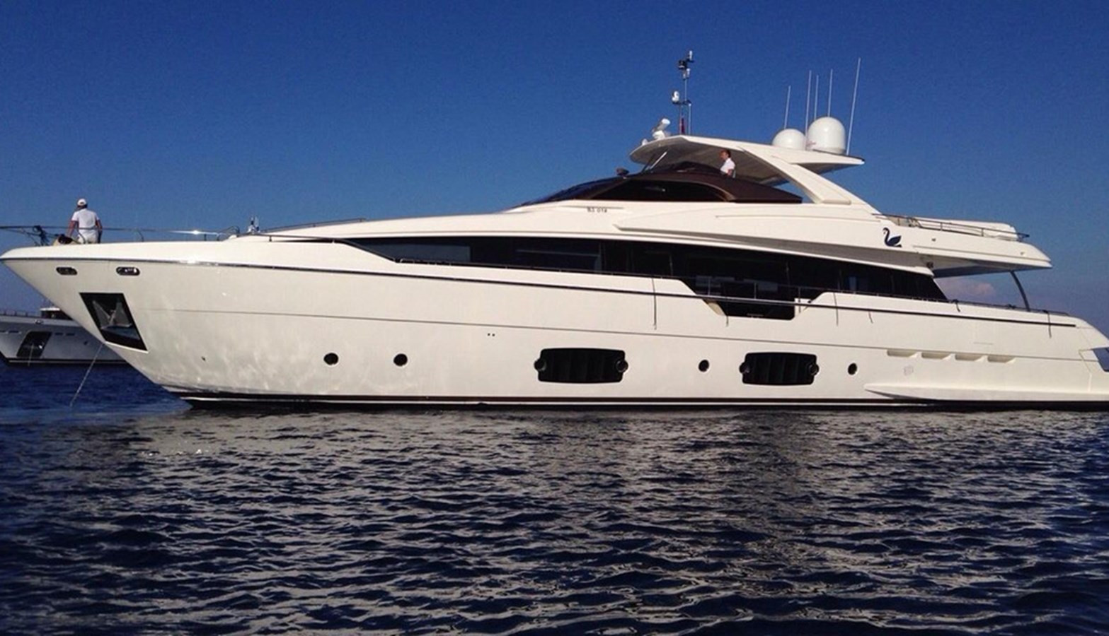 FERRETTI YACHTS 960 WHITE SWAN