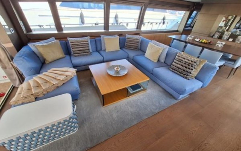 FERRETTI YACHTS 960 WHITE SWAN