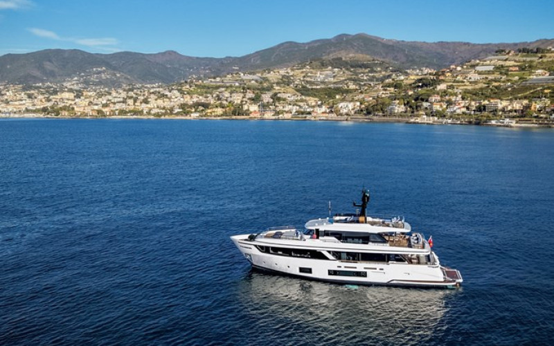 CUSTOM LINE Navetta 30 GN30
