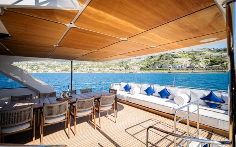 CUSTOM LINE Navetta 30 GN30