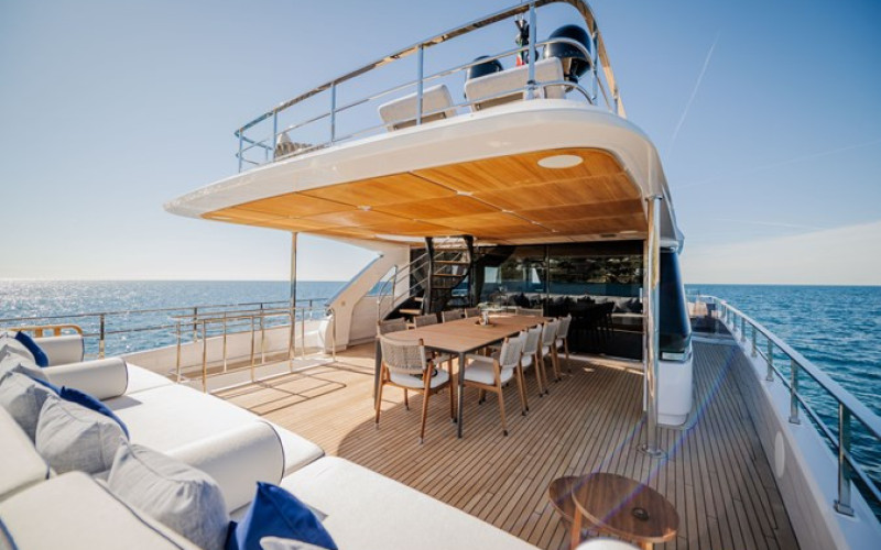 CUSTOM LINE Navetta 30 GN30