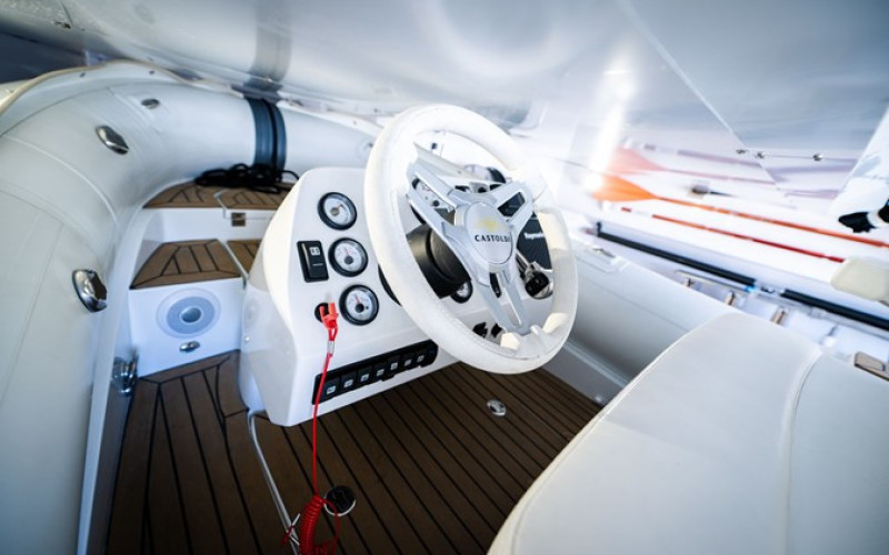 CUSTOM LINE Navetta 30 GN30