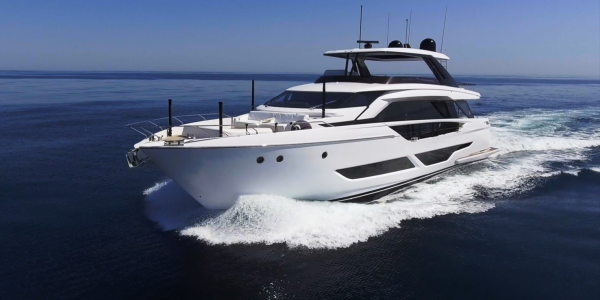 FERRETTI YACHTS 860 LADY AGA