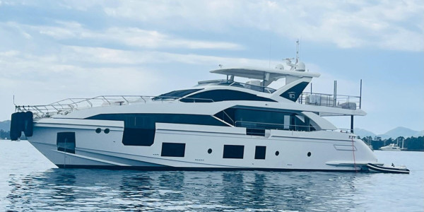 AZIMUT YACHTS NIRVANA BY THE SEA