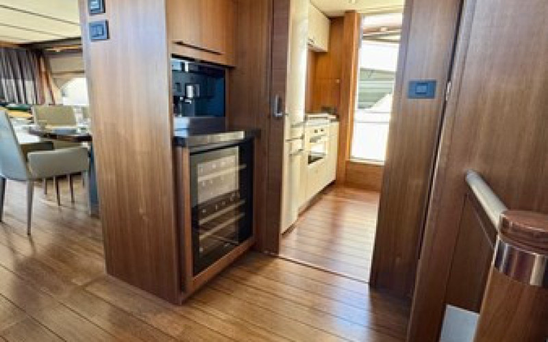 PRINCESS YACHTS Princess 82MY LADY N