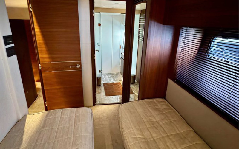 PRINCESS YACHTS Princess 82MY LADY N