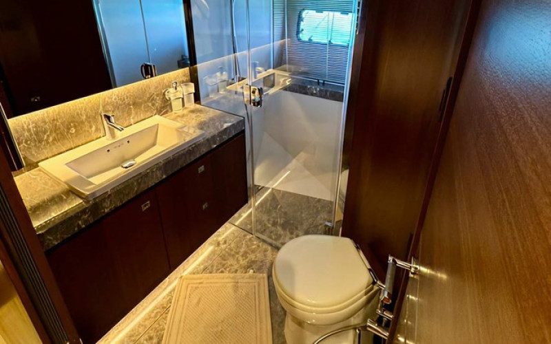 PRINCESS YACHTS Princess 82MY LADY N
