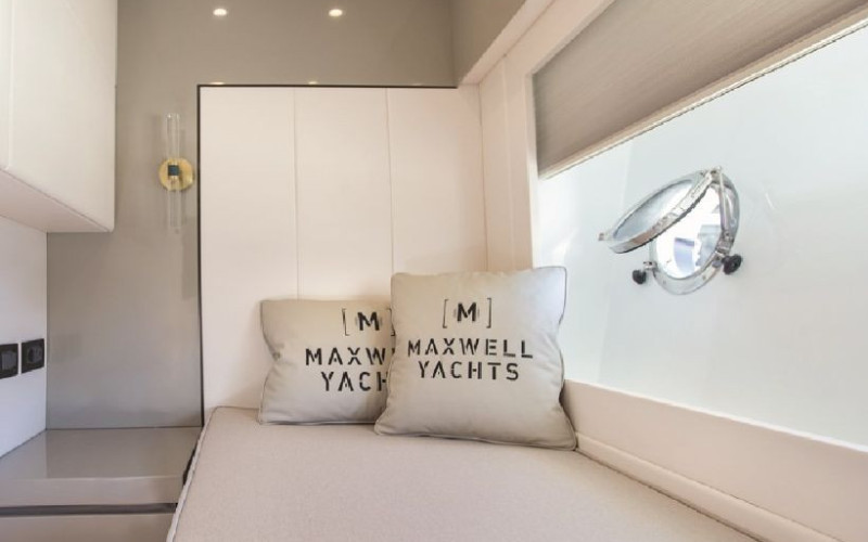FARADAY YACHTS MAXWELL 64
