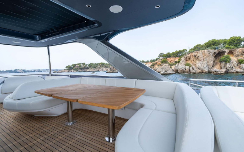 PRINCESS YACHTS