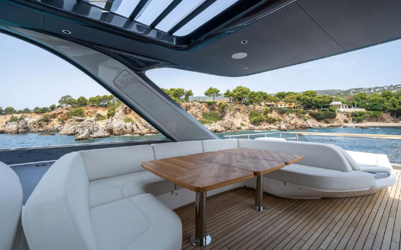 PRINCESS YACHTS