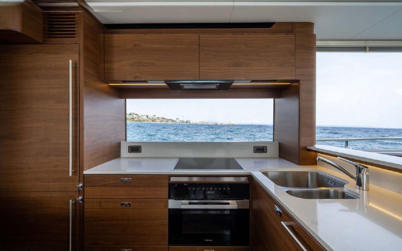 PRINCESS YACHTS