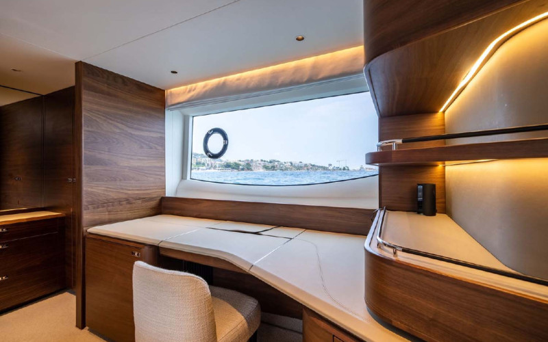 PRINCESS YACHTS