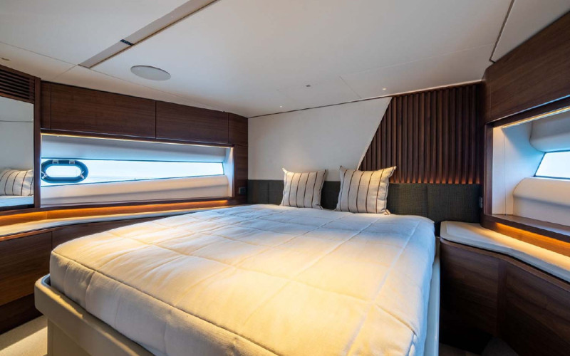 PRINCESS YACHTS