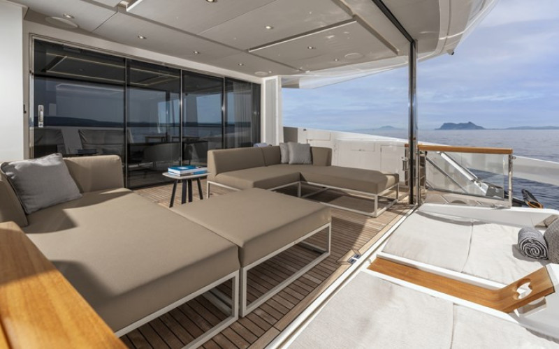 SUNSEEKER 90 OCEAN W OF JERSEY