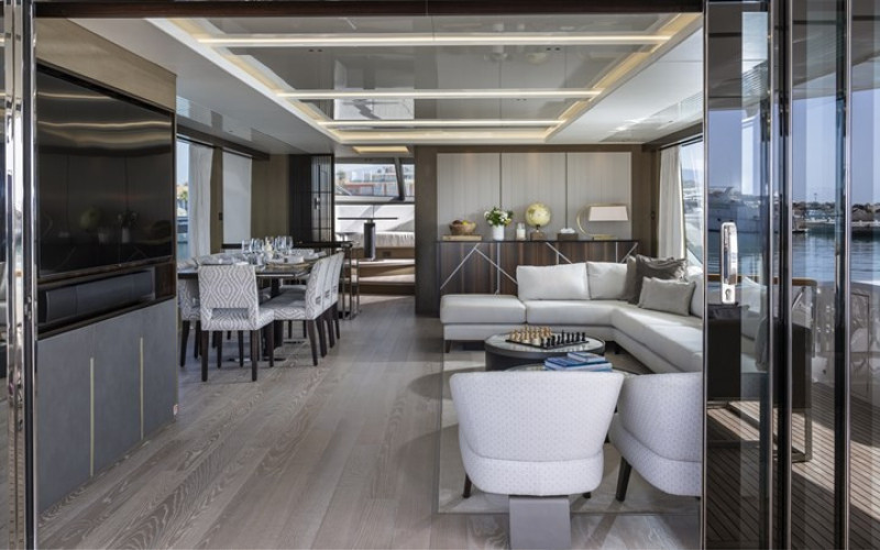 SUNSEEKER 90 OCEAN W OF JERSEY