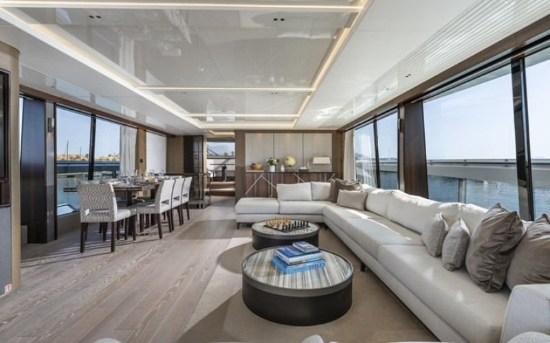 SUNSEEKER 90 OCEAN W OF JERSEY
