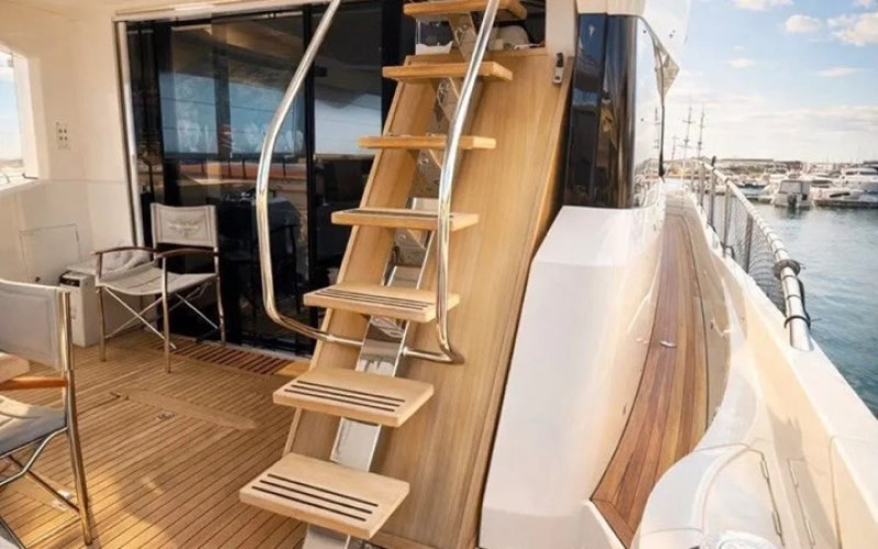 SUNSEEKER SUNSEEKER MANHATTAN 68