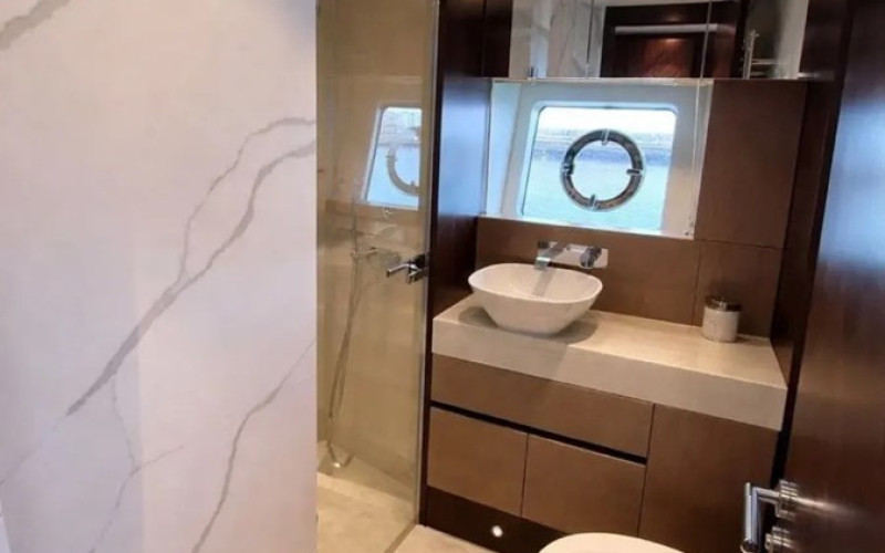 SUNSEEKER SUNSEEKER MANHATTAN 68