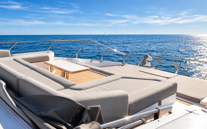 AZIMUT YACHTS ESCAPE