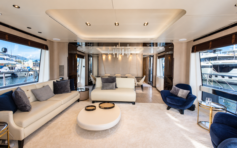 AZIMUT YACHTS ESCAPE