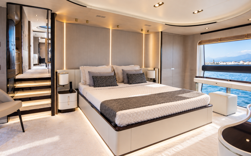 AZIMUT YACHTS ESCAPE