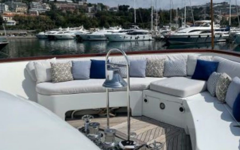 Custom line Navetta 27