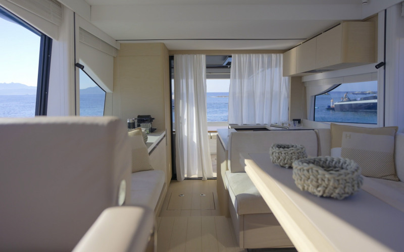 SOLARIS POWER 60 COUPÃ