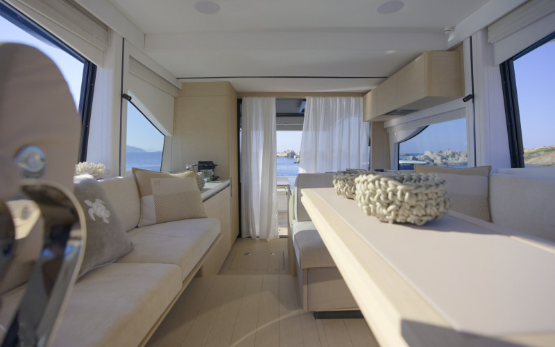 SOLARIS POWER 60 COUPÃ