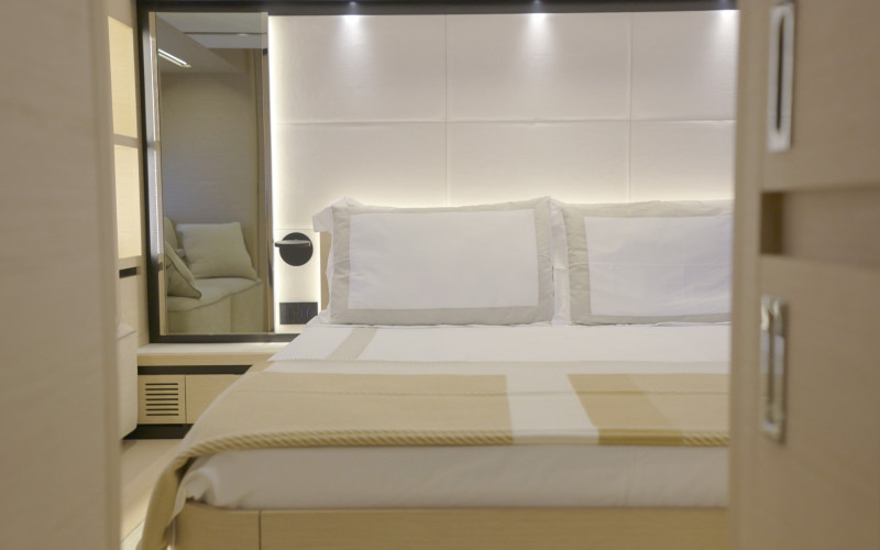 SOLARIS POWER 60 COUPÃ