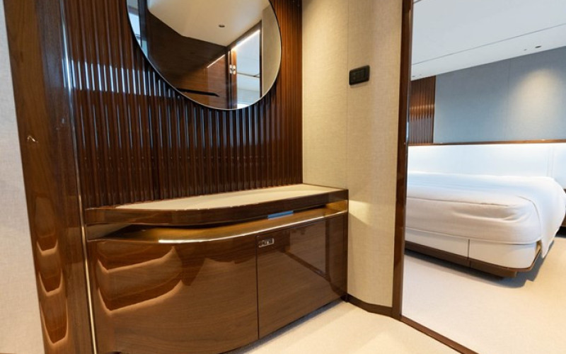 PRINCESS YACHTS S80 PRINCESS S80