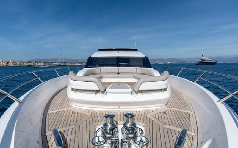 PRINCESS YACHTS S80 PRINCESS S80