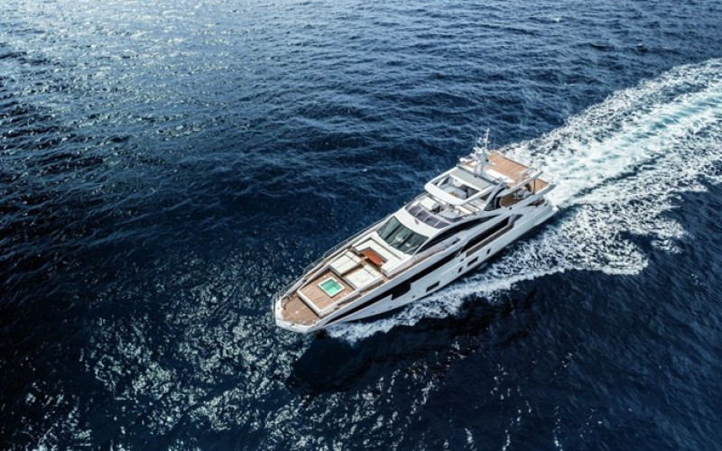 AZIMUT YACHTS GRANDE 35 METRI MISS M