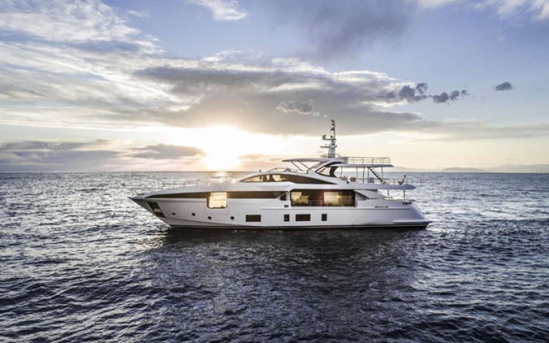 AZIMUT YACHTS GRANDE 35 METRI MISS M