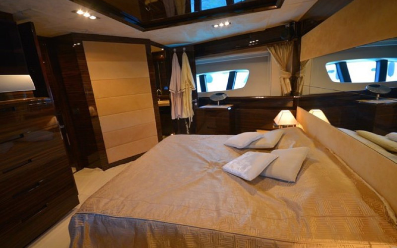 AZIMUT YACHTS JULIA S