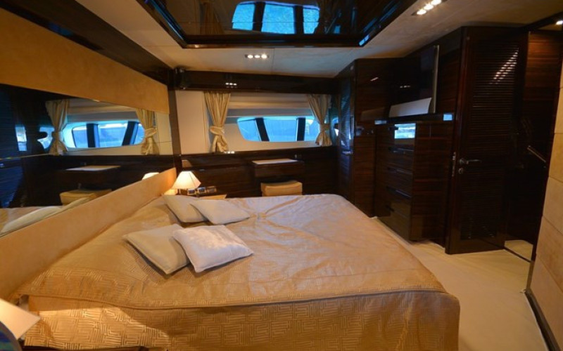 AZIMUT YACHTS JULIA S