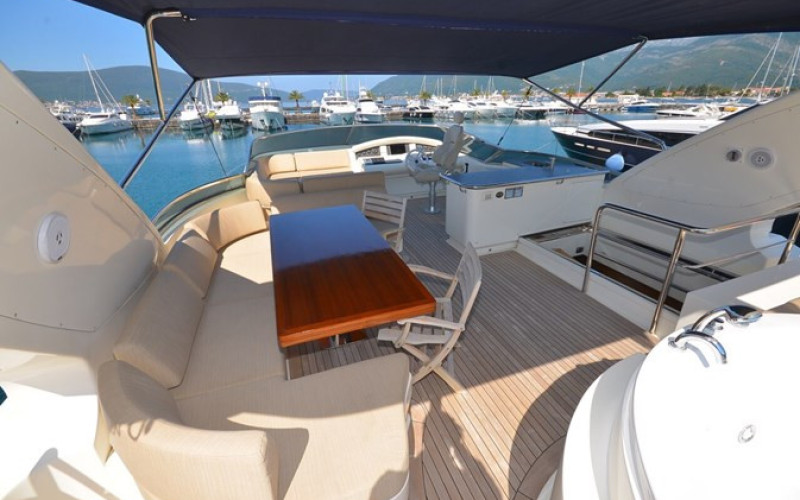 AZIMUT YACHTS JULIA S