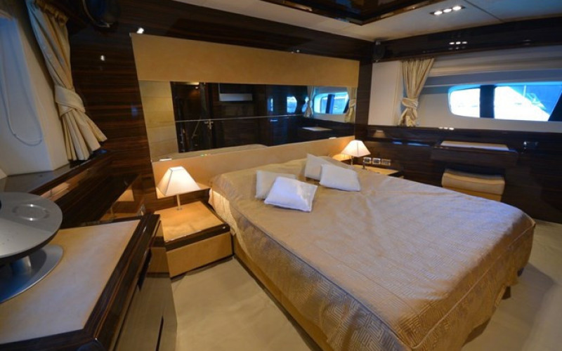 AZIMUT YACHTS JULIA S