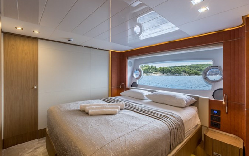 FERRETTI YACHTS KATARIINA XO