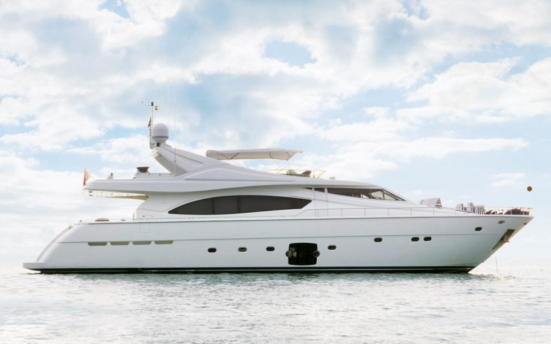 FERRETTI YACHTS LADY VICTORIA