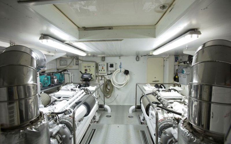 FERRETTI YACHTS LADY VICTORIA