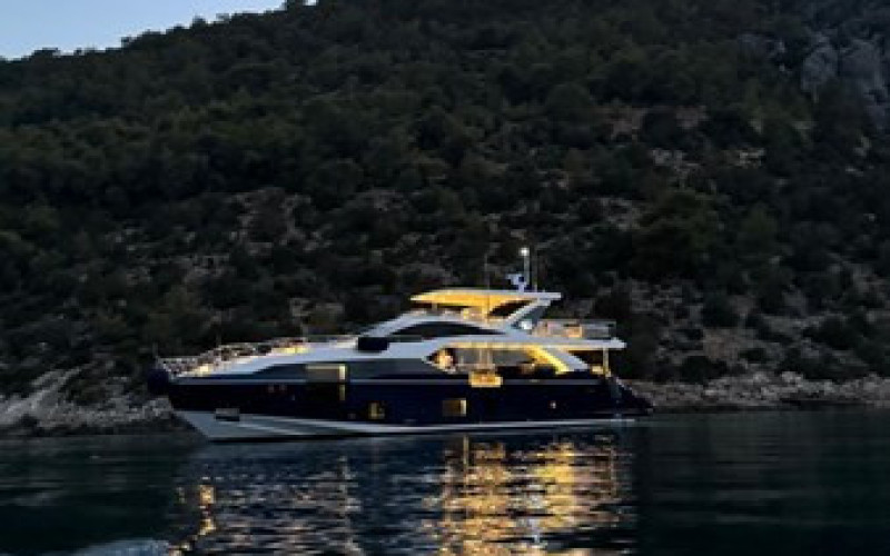 AZIMUT YACHTS GRANDE 27 METRI BETTY