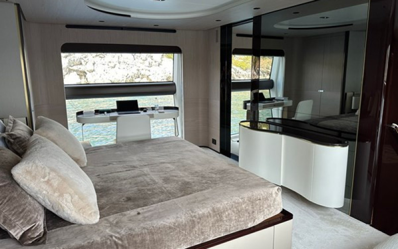 AZIMUT YACHTS GRANDE 27 METRI BETTY