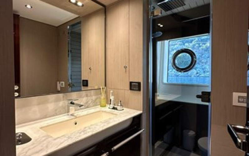 AZIMUT YACHTS GRANDE 27 METRI BETTY