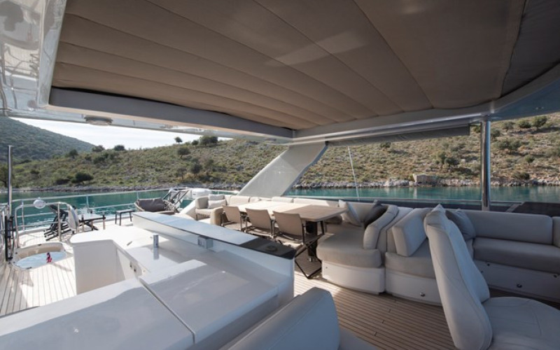 PRINCESS YACHTS 88 Motor Yacht LADY PARISA