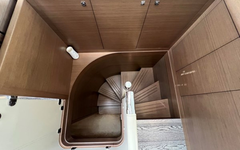 FERRETTI YACHTS Ferretti 800 NGV
